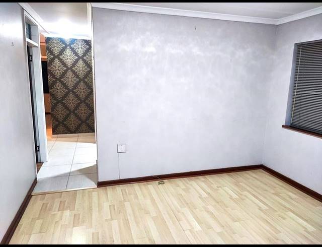 3 BEDROOM APARTMENT FOR SALE IN RESERVOIR HILLS